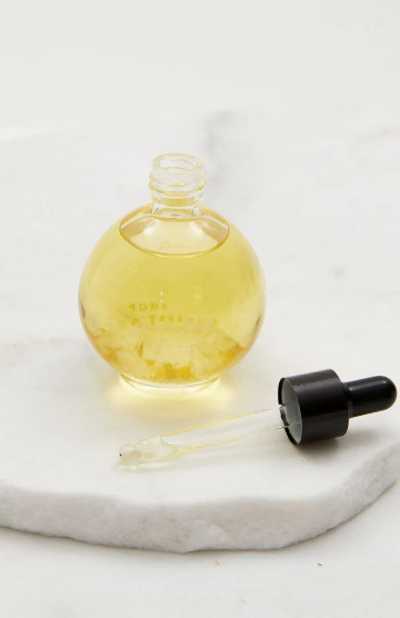 The Radiance of Nature: Using Natural Oils for Skincare